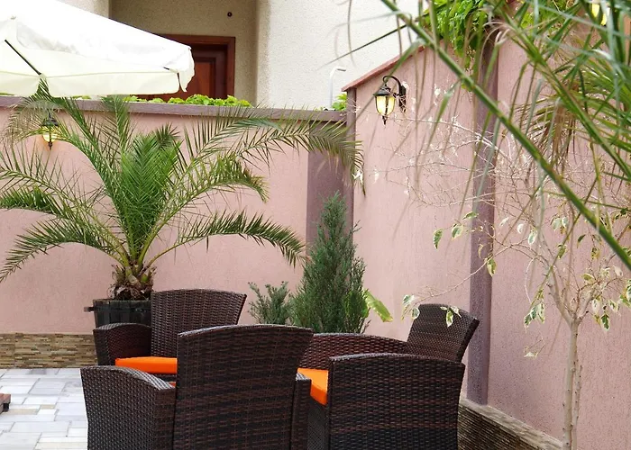 Хотел семеен калина